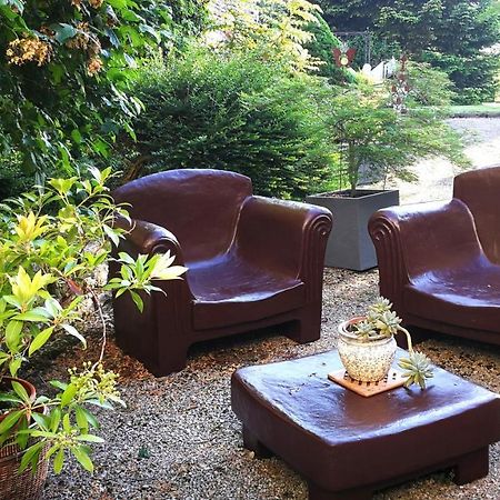 Le Cadran Solaire Romance Classe 3 Etoiles Et 3 Cles Sancey 외부 사진